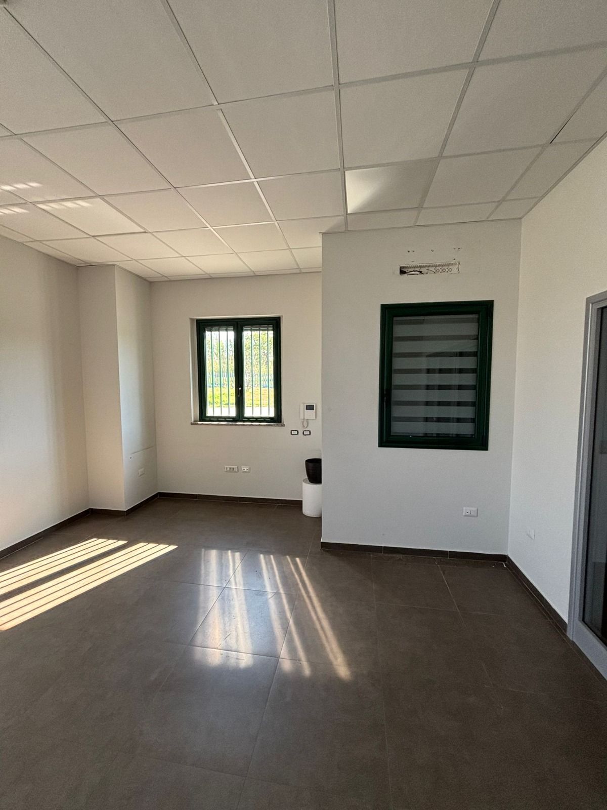 Showroom e Spazi Multifunzione - - Lei Office - Business Center
