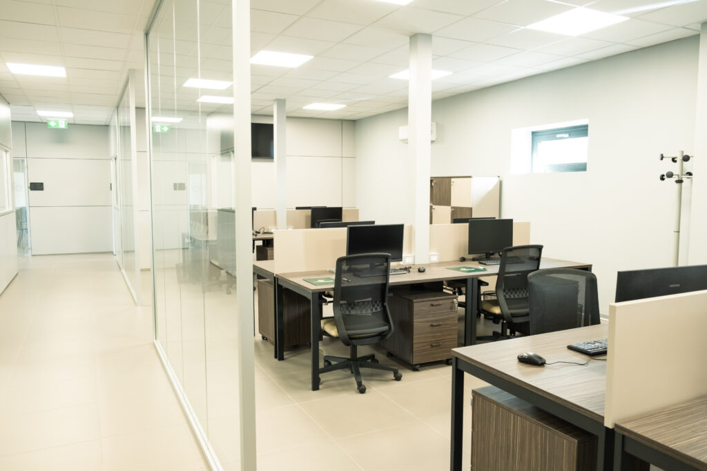Postazioni Coworking - € 220,00 - - Lei Office - Business Center