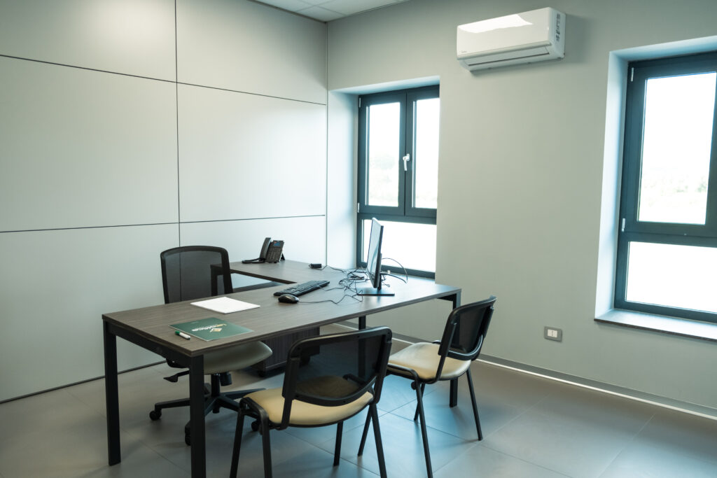 Postazioni Coworking - € 220,00 - 4 - Lei Office - Business Center